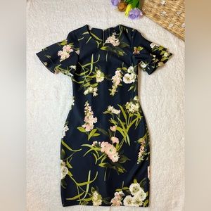 Tommy Hilfiger Women Blue Floral Short Sleeve Round Neck Sheath Dress Size 2